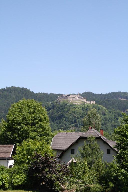 Ferienwohnungen Benedikt Villach Luaran gambar